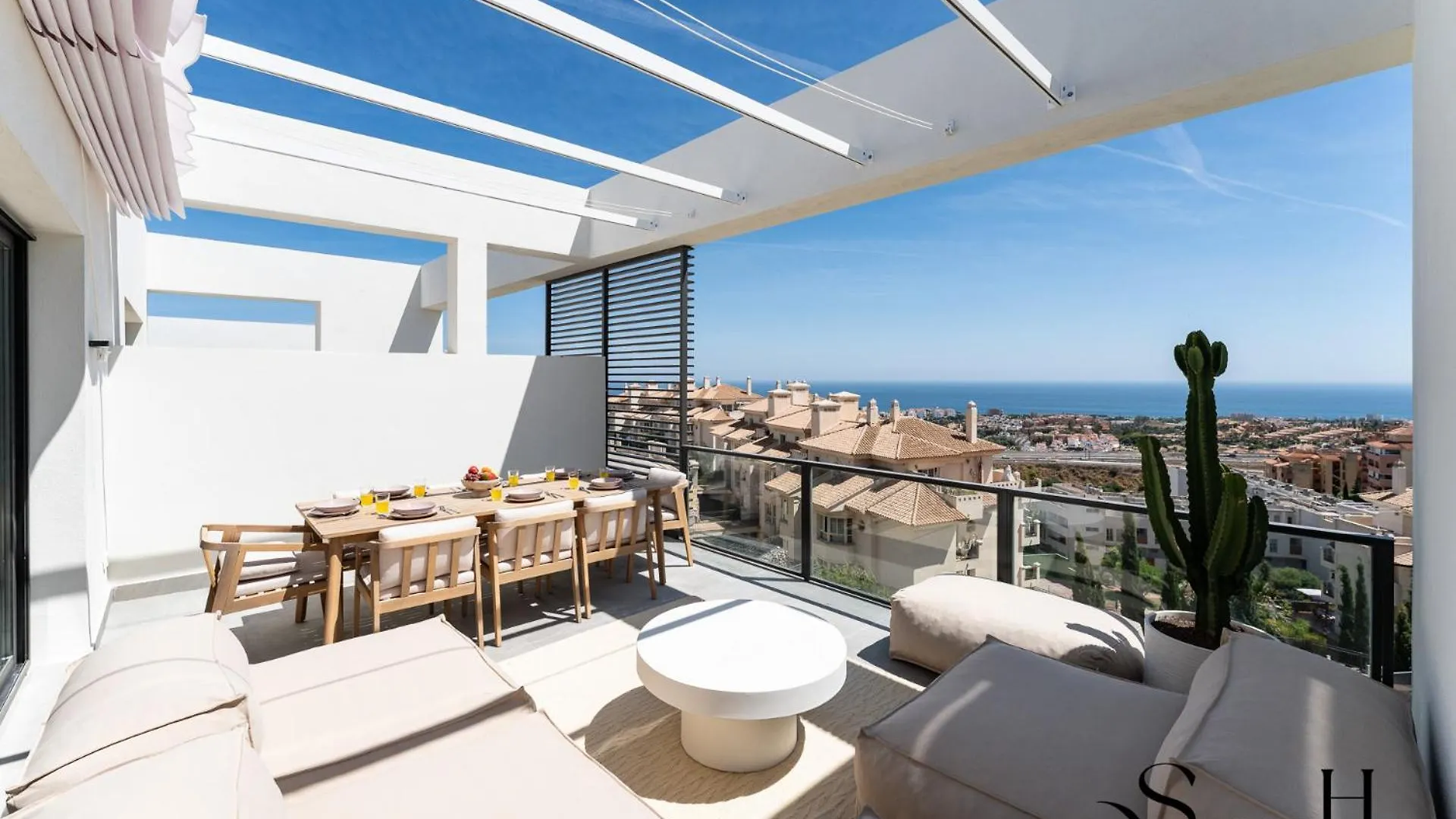 Vakantiehuis Luxury 3-Bed Mijas Villa, Sea View, Pool & Jacuzzi Spanje