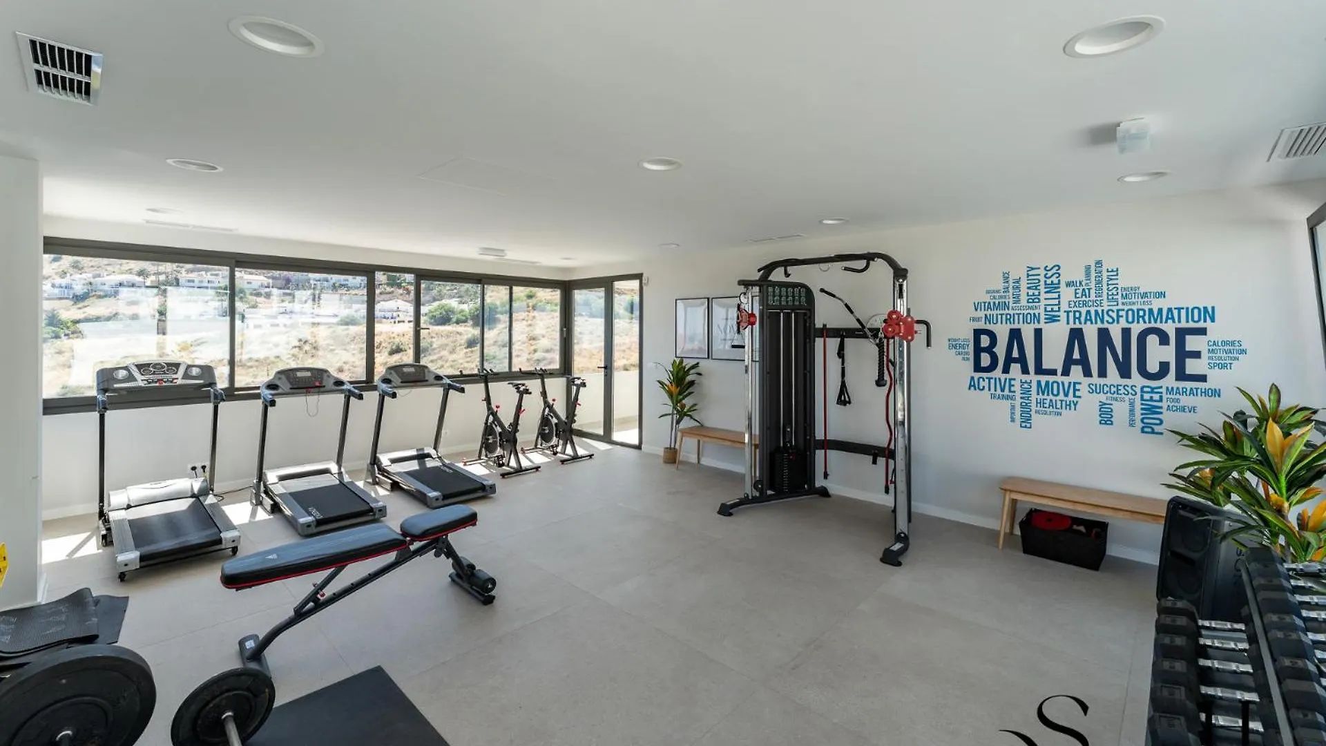 Luxury 3-Bed Mijas Villa, Sea View, Pool & Jacuzzi 0*,
